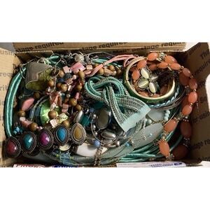 MIXED COSTUME JEWELRY LOT #1 SMALL FLAT RATE BOX 1lb12oz Wearable Not Junk Craft
